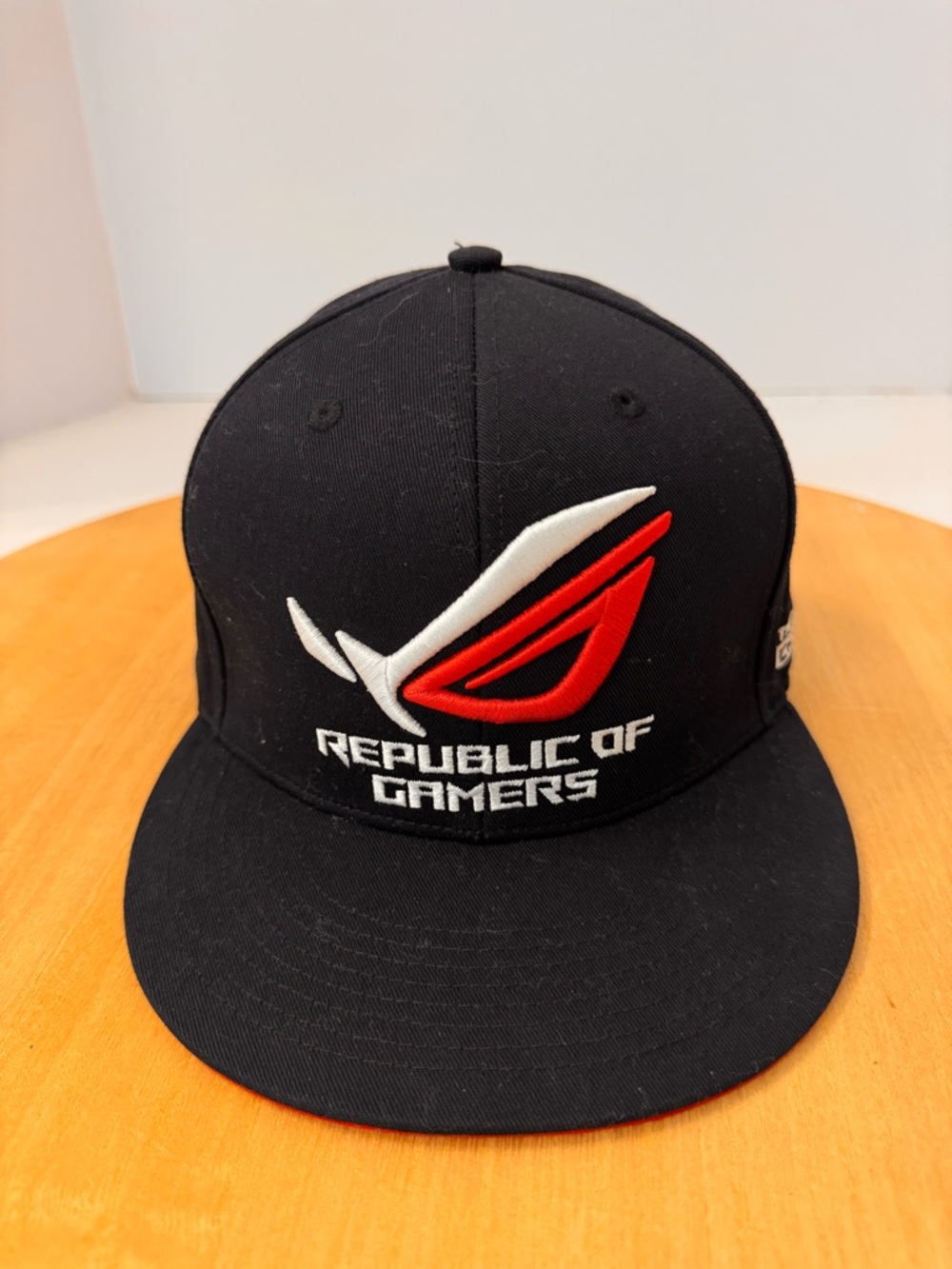 ASUS Republic of Gamers Black Hat with Red and White Logo